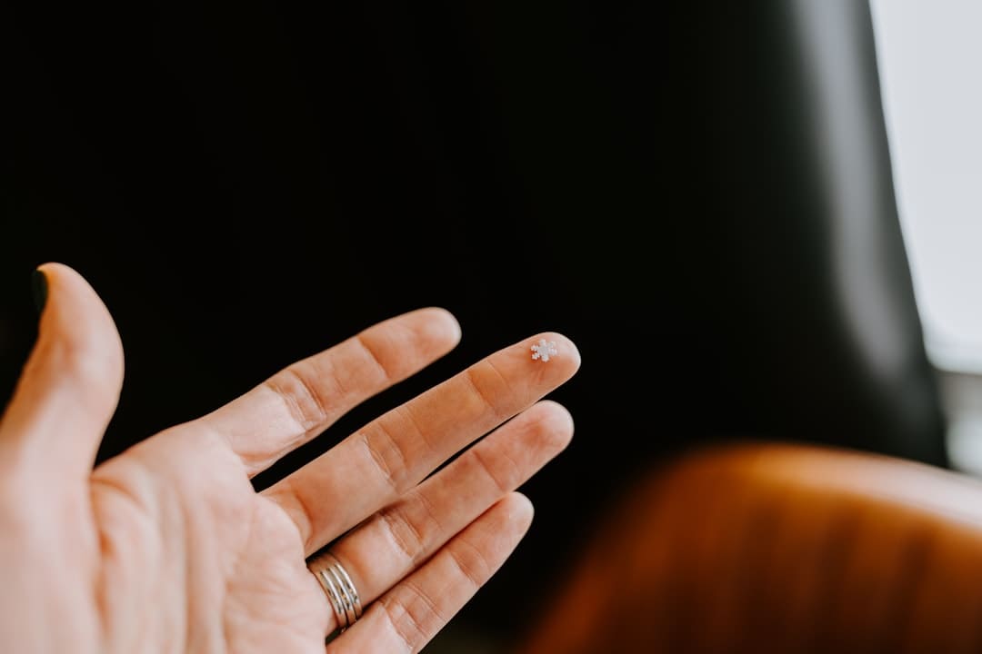 你会买陪同机器人吗 智能同伴让家更温馨